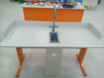 Стол ученический для кабинета химии двухместный